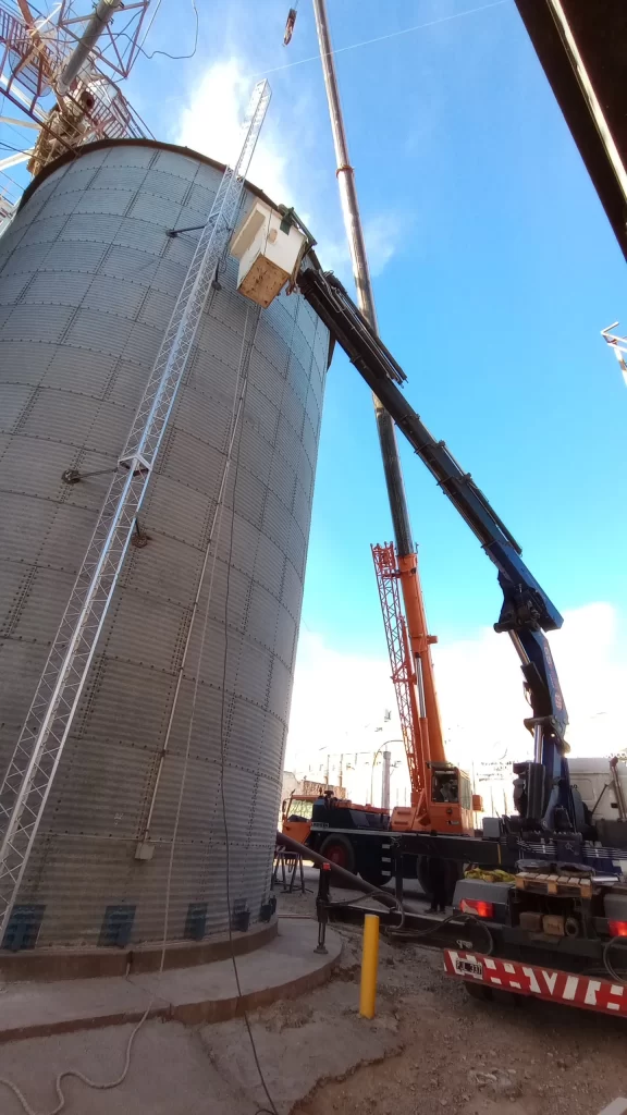 Katriba | trabajo en altura con grua